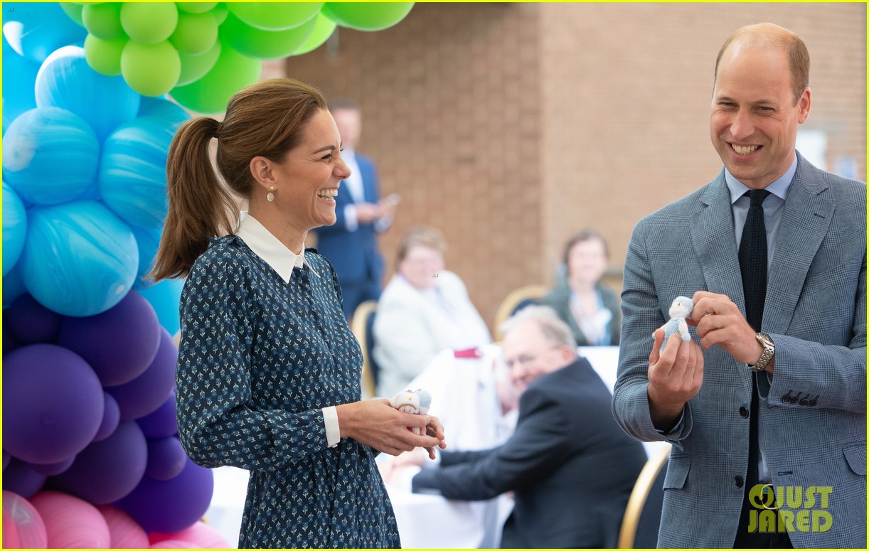 Prince William & Kate Middleton Host A Tea Party To Celebrate NHS's
