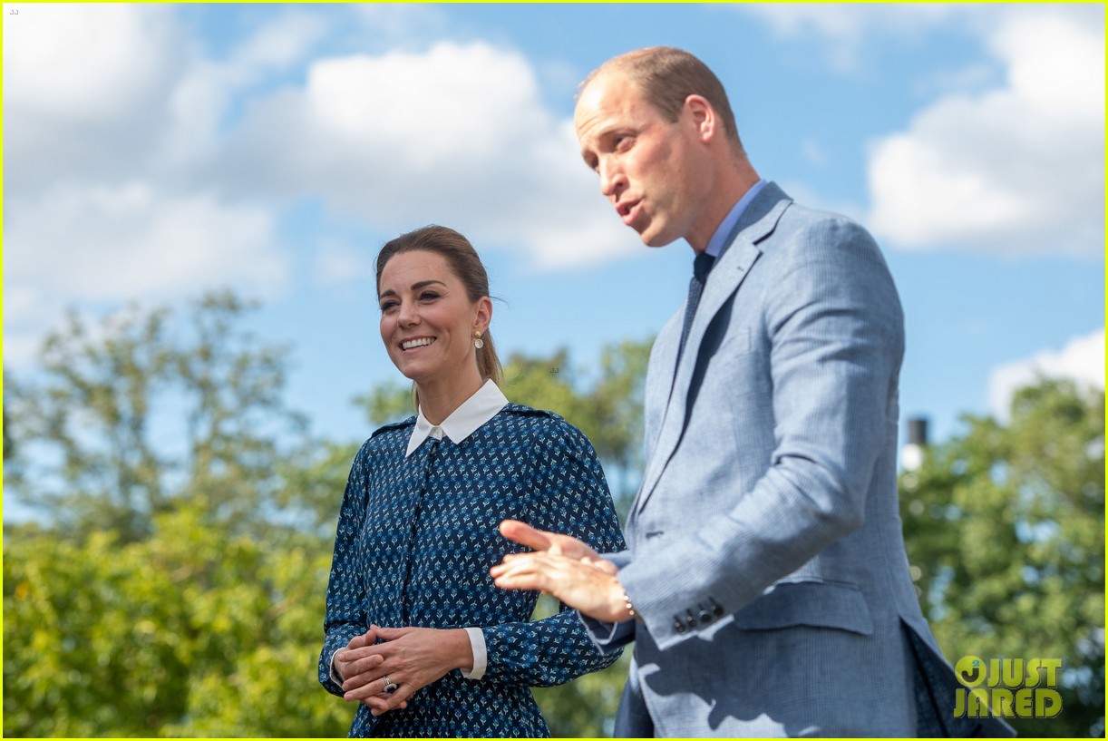 Prince William & Kate Middleton Host A Tea Party To Celebrate NHS's