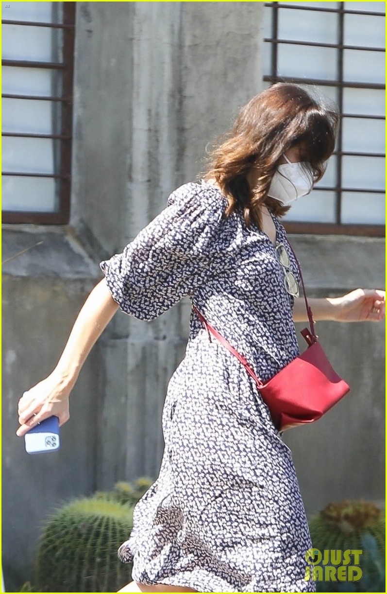 Mandy Moore Was Spotted with Tiny Baby Bump Just Days