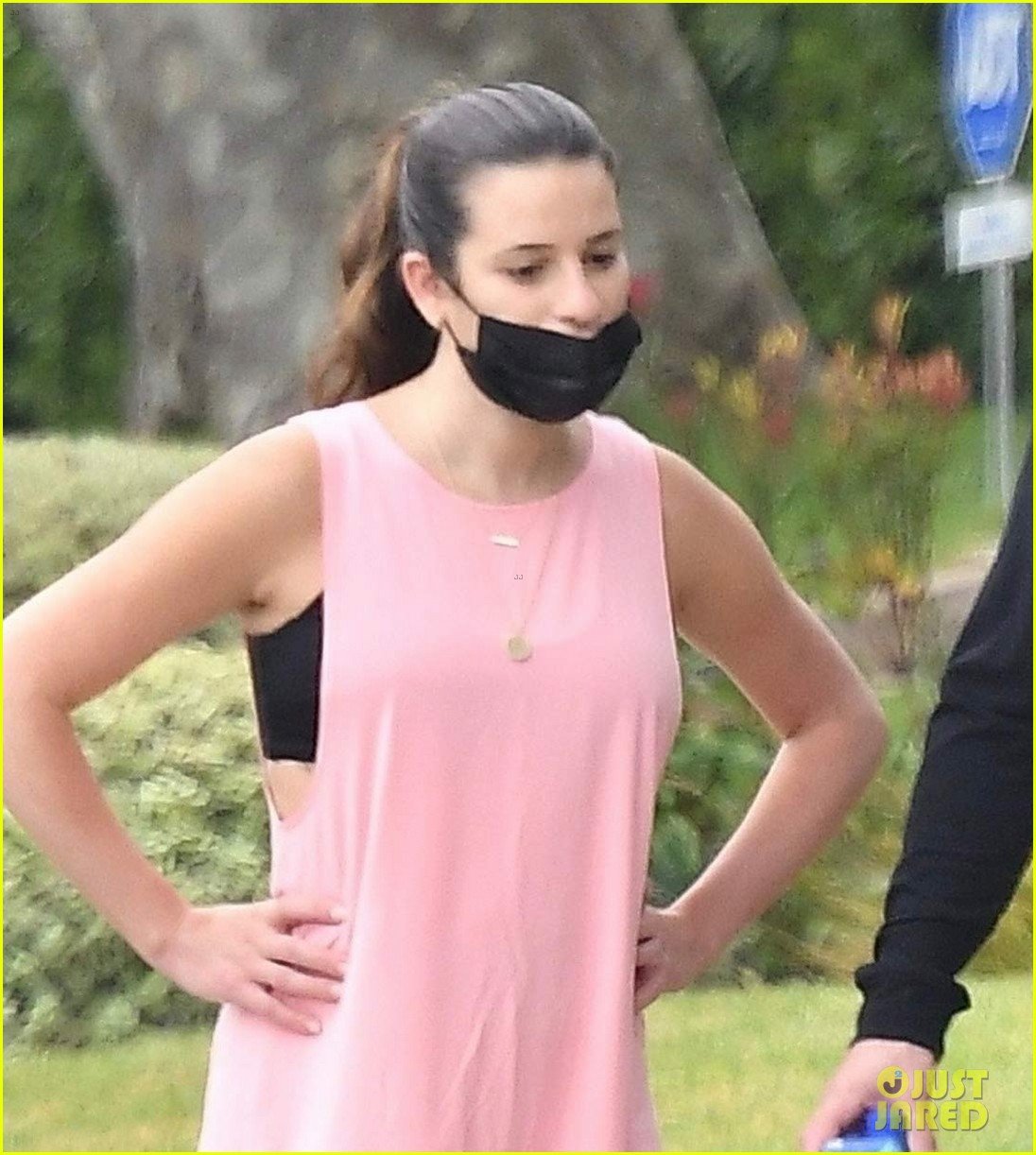 can i walk after giving birth