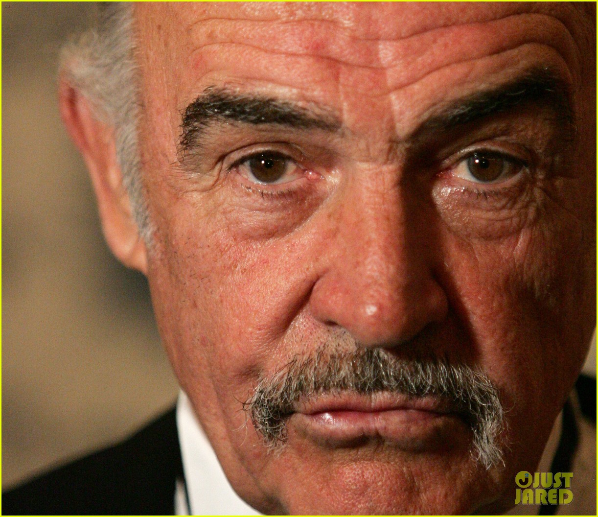 Sean Connery Dead Iconic James Bond Actor Dies at 90 Photo 4496647