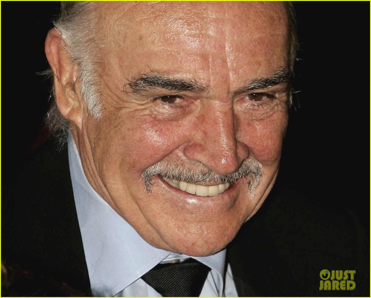 Sean Connery Dead Iconic James Bond Actor Dies at 90 Photo 4496651