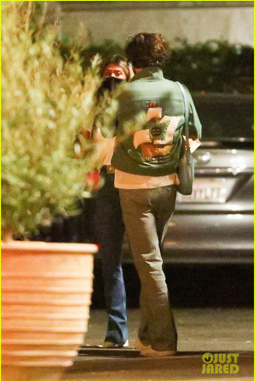 Harry Styles Heads Out After Dinner With a Friend in LA ...