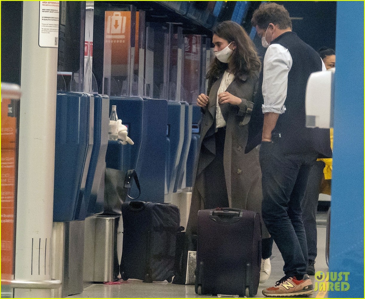 Lily James Dominic West Cuddle At Airport After Pda Pics Photos Photo 4493889 Dominic West Lily James Pictures Just Jared