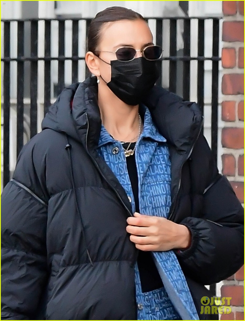 Irina Shayk Bundles Up While Running Errands in NYC: Photo 4505389