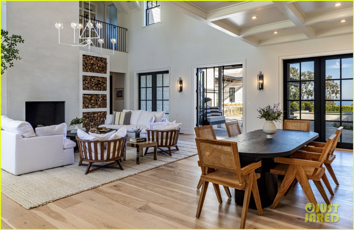 Look Inside Chris Martin & Dakota Johnson's Newly Purchased Malibu