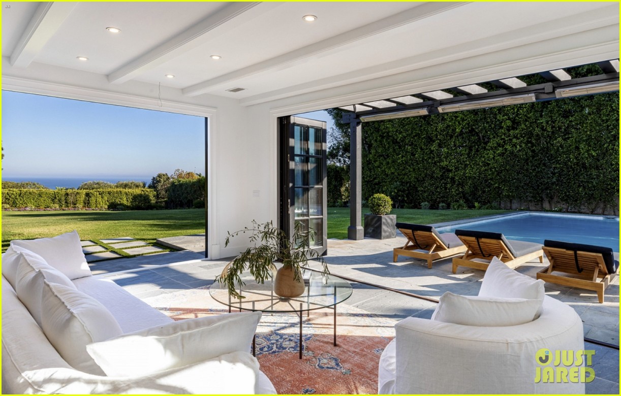 Look Inside Chris Martin & Dakota Johnson's Newly Purchased Malibu