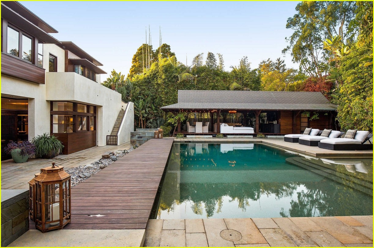 Look Inside Matt Damon's L.A. Mansion, Which He's Selling for 21