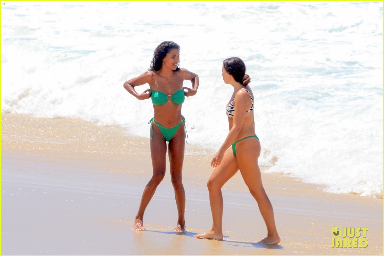 Vincent Cassel Goes Surfing During Beach Day With Wife Tina Kunakey Photo 4525862 Bikini Shirtless Tina Kunakey Vincent Cassel Pictures Just Jared