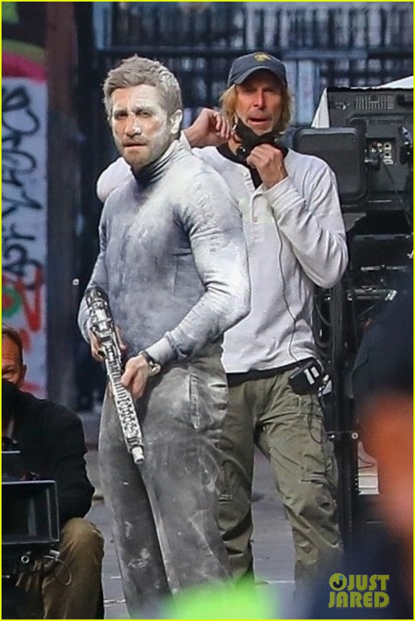 Jake Gyllenhaal Aims His Gun at Eiza Gonzalez During Action-Packed