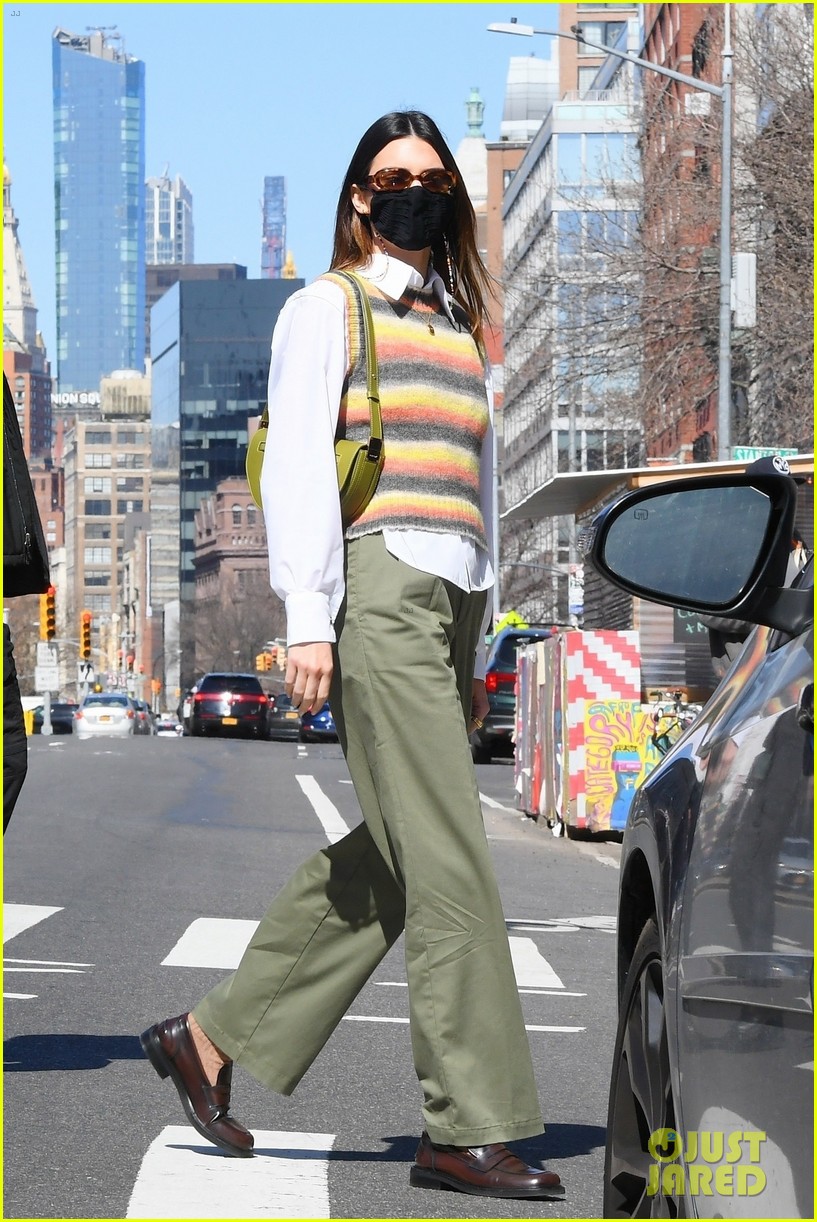 Kendall Jenner Rocks Tuxedo Dress for Night Out in NYC: Photo 4535152