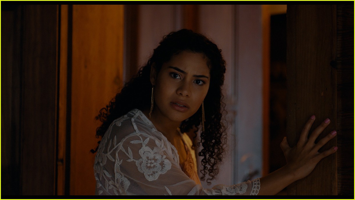 'What Lies Below' Movie Ending Explained Is Libby Dead? Spoilers Ahead