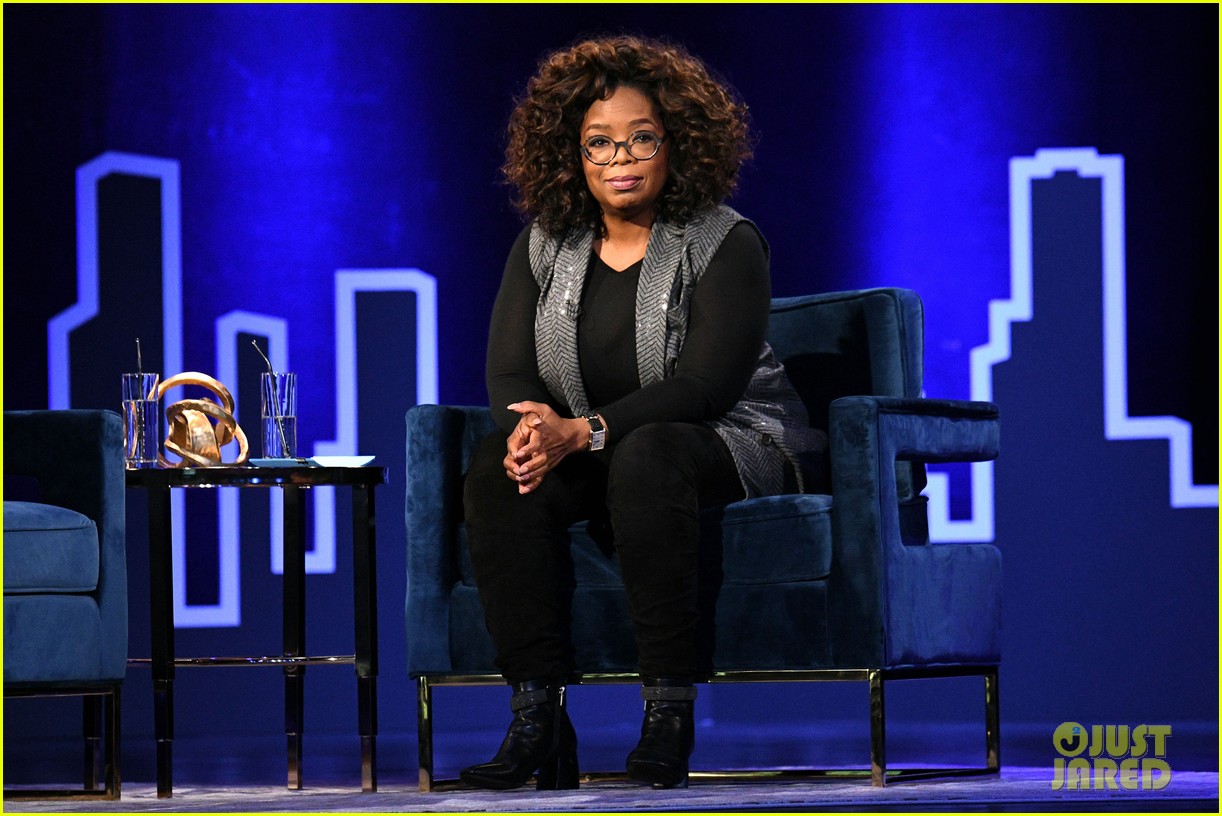 How Much Is Oprah Winfrey Worth? Net Worth Revealed!: Photo 4545437