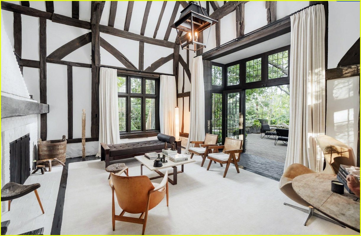 Look Inside the House Where Ariana Grande Got Married (Photos): Photo