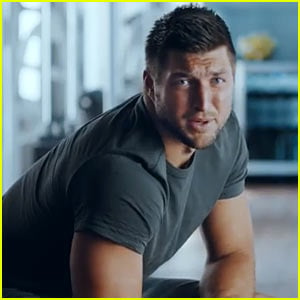 Tim Tebow’s T-Mobile Super Bowl Commercial 2014 (Video)
