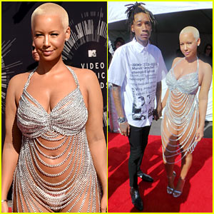 Amber Rose Is Practically Naked on MTV VMAs 2014 Red Carpet!