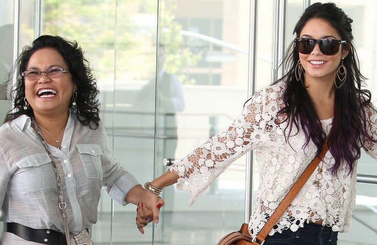 Vanessa Hudgens Sends Sweet Message To Mom Gina On Her Birthday
