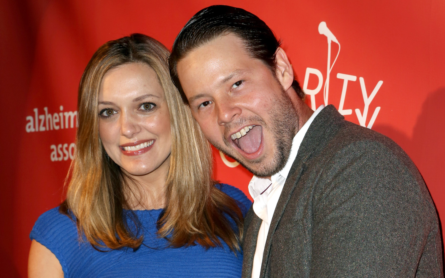 ike-barinholtz-s-wife-is-pregnant-with-their-second-child-erica