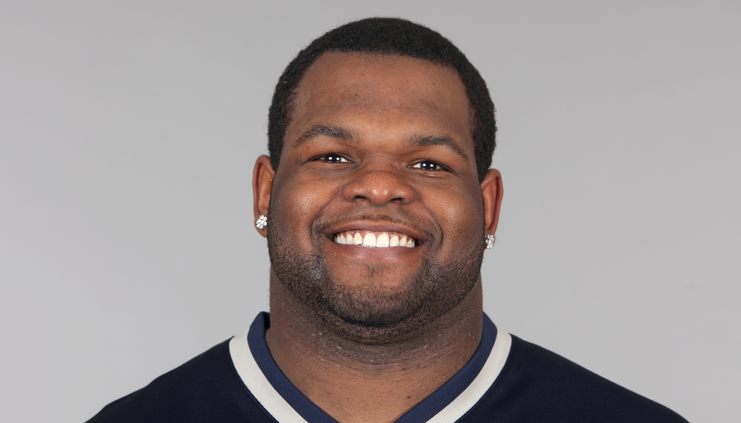 Ron Brace Dead Former Patriots Football Player Dies at 29 RIP, Ron