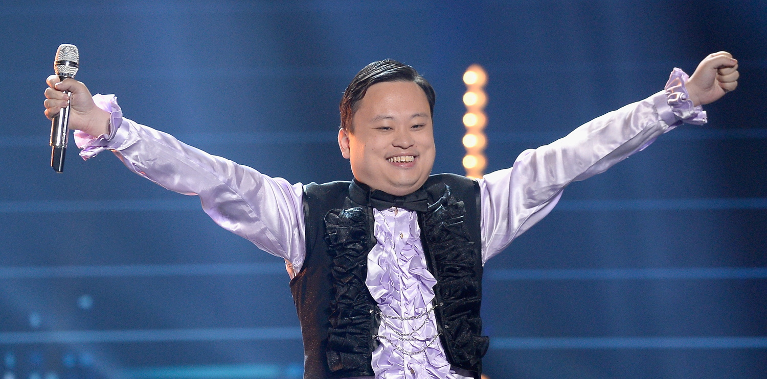 William Hung Sings ‘She Bangs’ on ‘American Idol’ Finale (Video