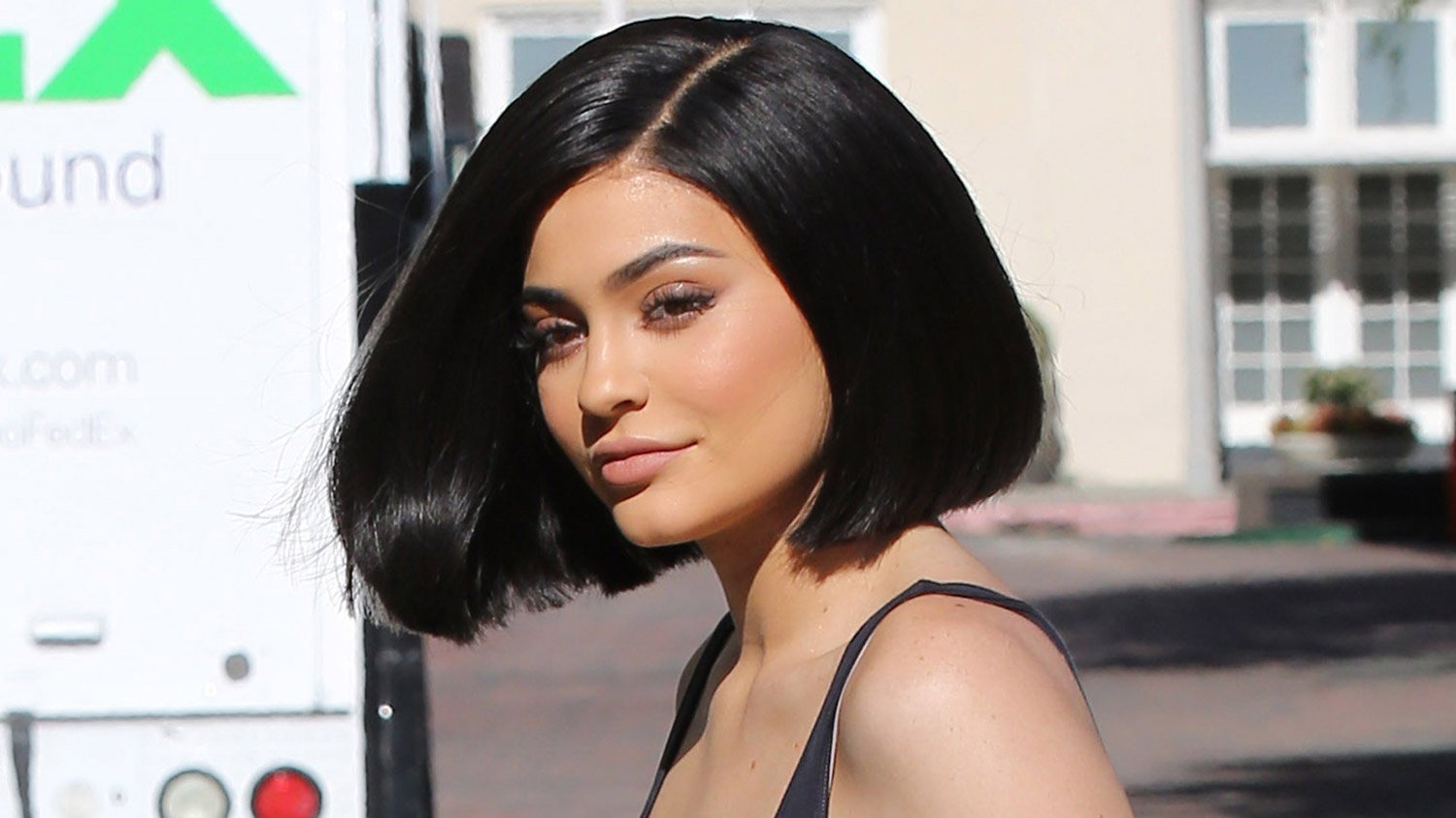 Kylie Jenner Debuts Her New Short Haircut Kris Jenner Kylie Jenner Just Jared