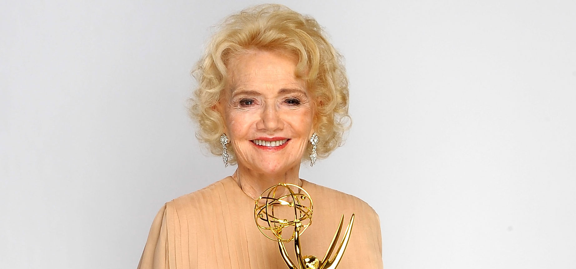 Agnes eckhardt nixon agnes nixon essay 06 image