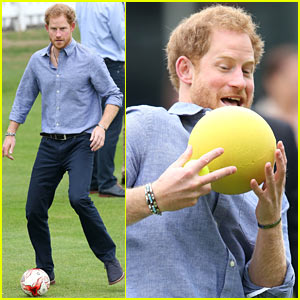 Prince Harry is a Shirtless Hot Potato: Photo 1621251 