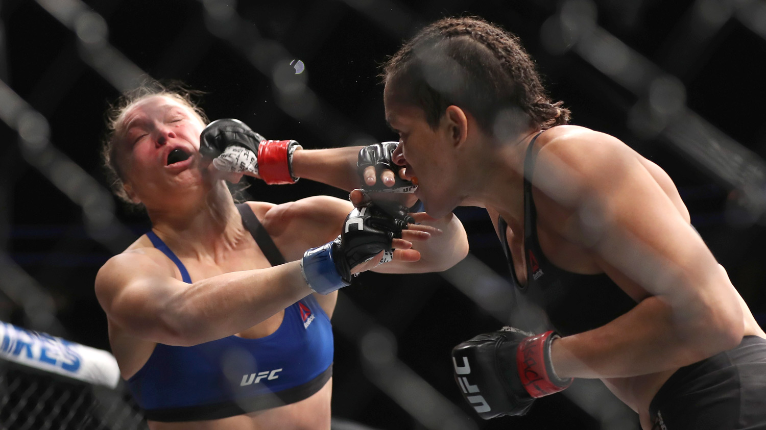 Ronda Rousey Loses Comeback Fight to Amanda Nunes in 48