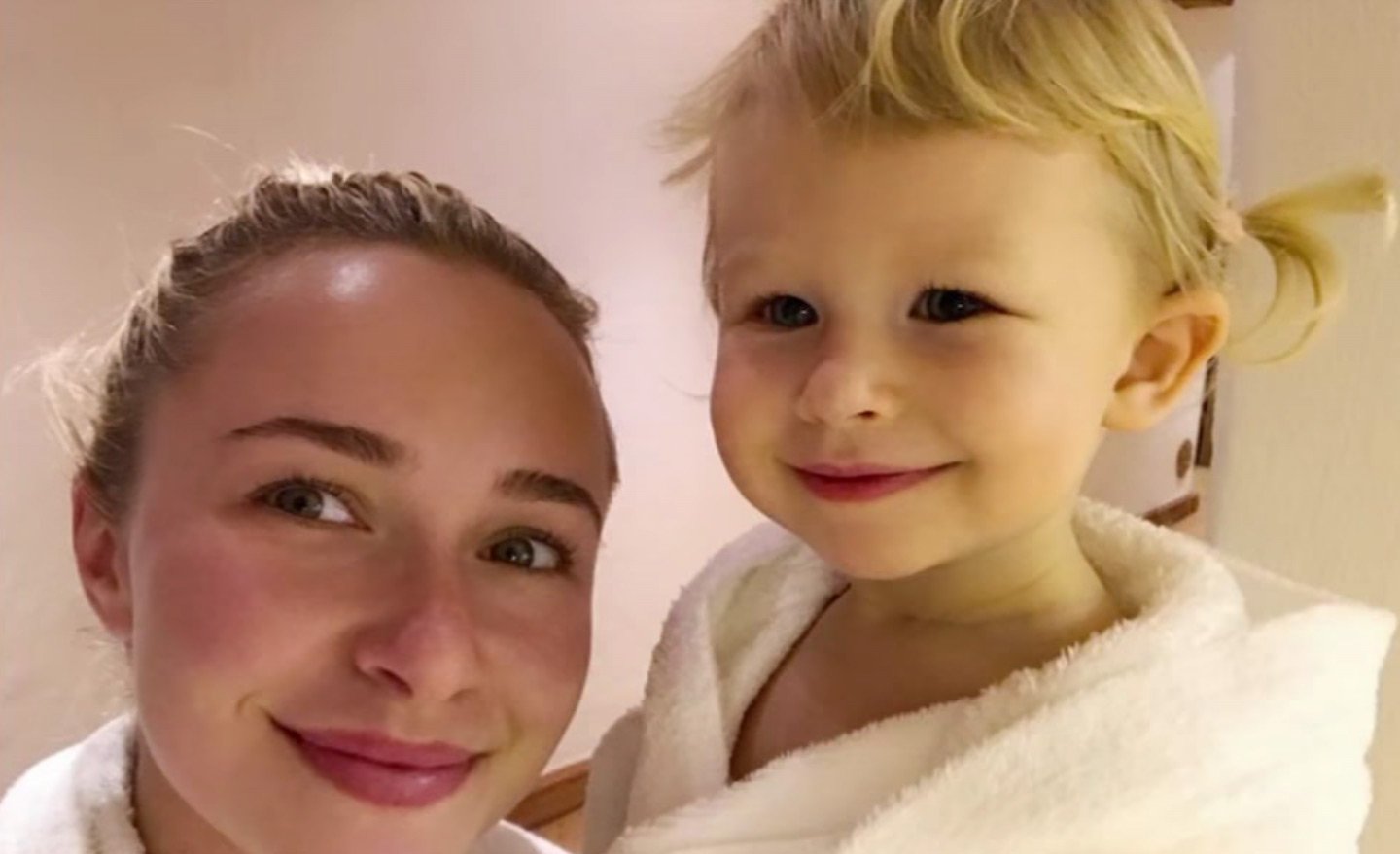 Hayden Panettiere Shares Video of Her Daughter Kaya Skiing! | Celebrity