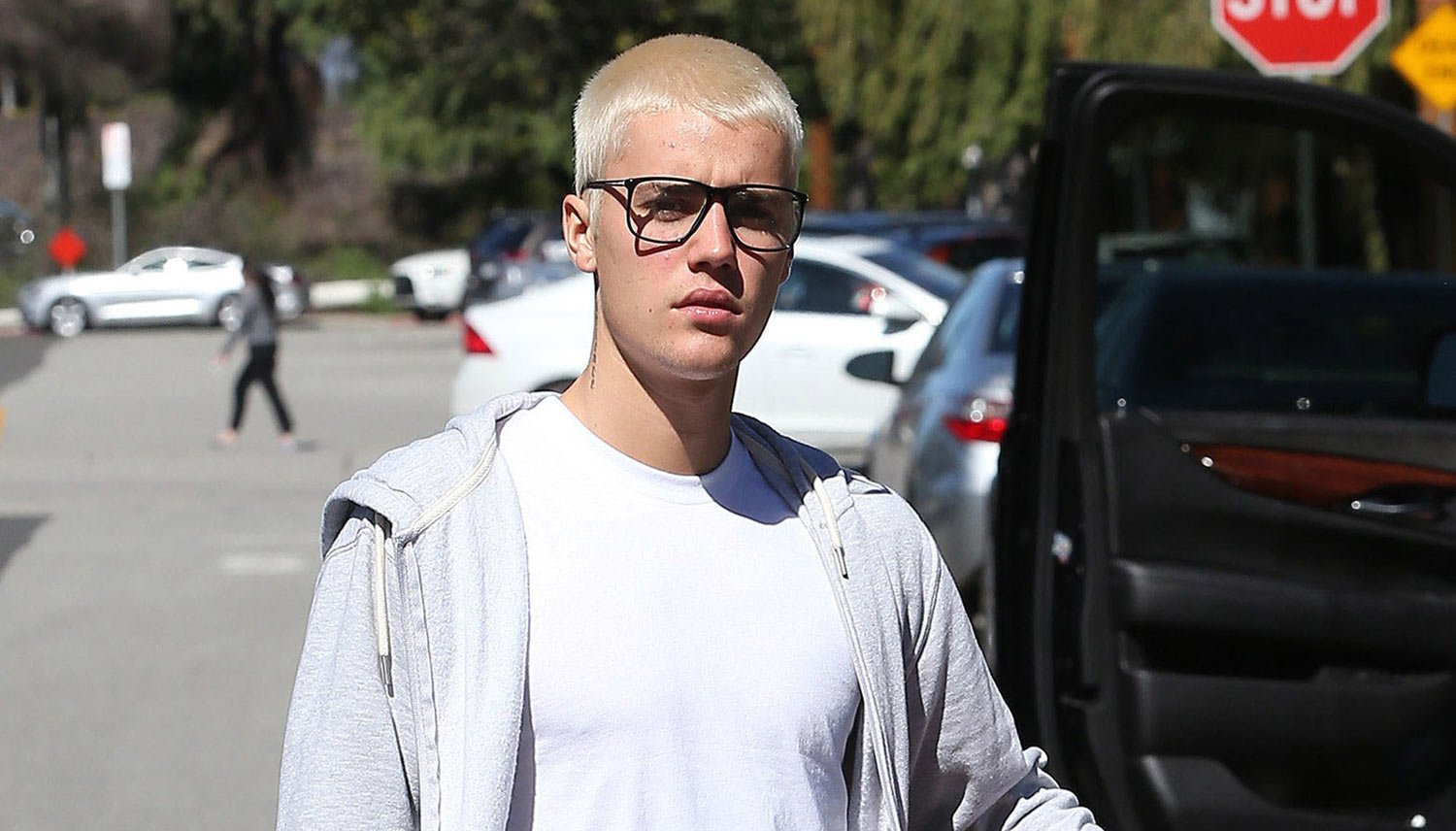 Justin Bieber Joins Pick-Up Basketball Game on Venice Beach (Video)