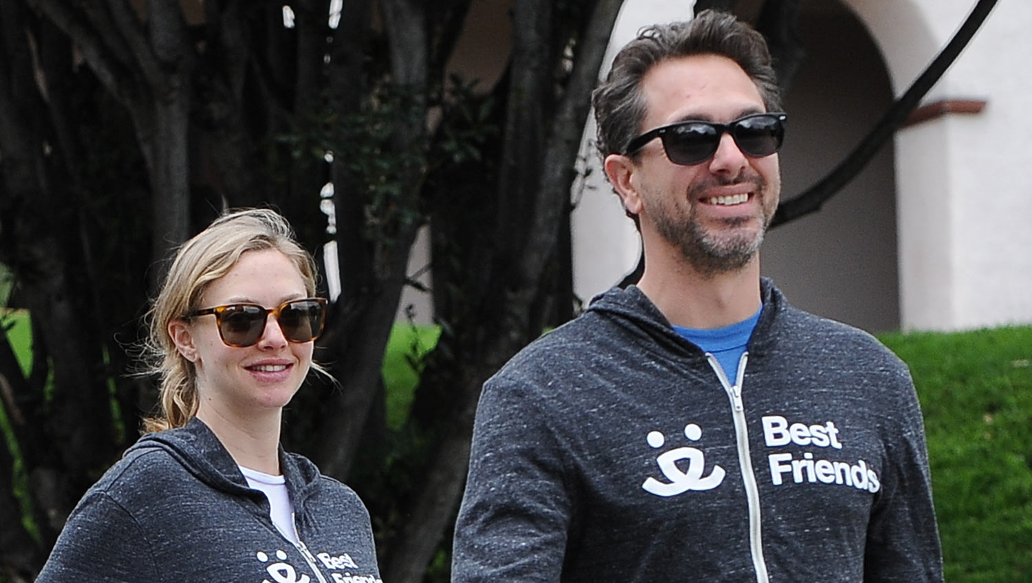 Amanda Seyfried & Fiance Thomas Sadoski Take Their Dog For a Weekend Walk