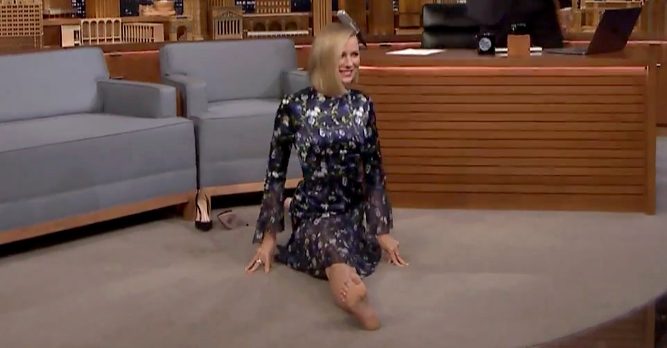 Naomi Watts Does a Split on TV for Jimmy Fallon! Jimmy Fallon, Naomi Watts Just Jared