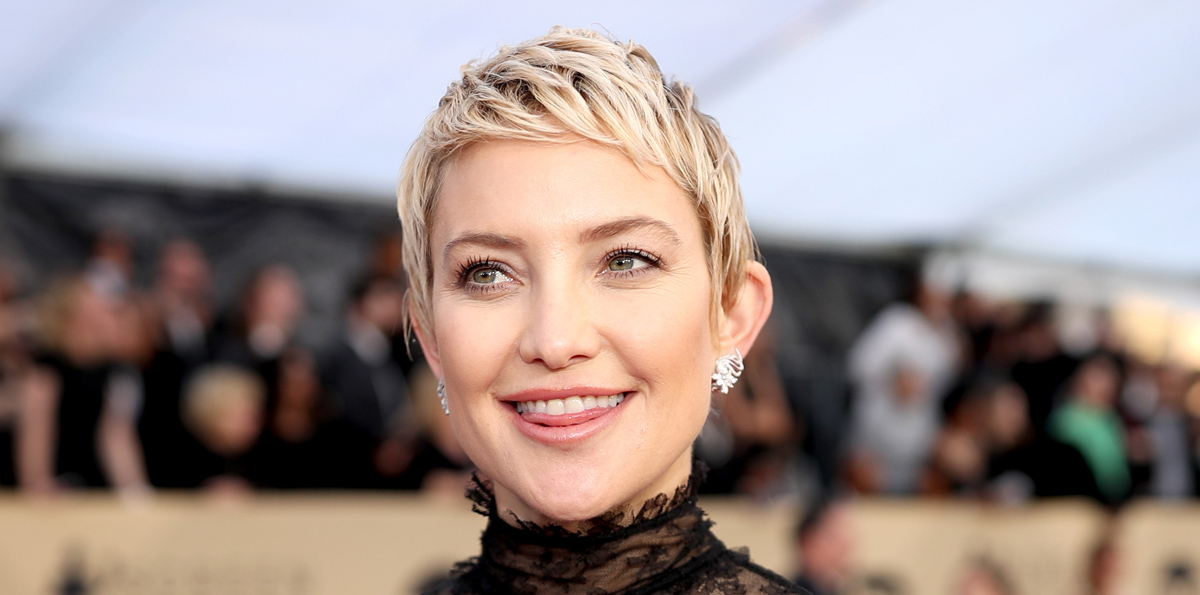 Kate Hudson Only Took 1 Photo on Christmas & It’s a Must See Pic