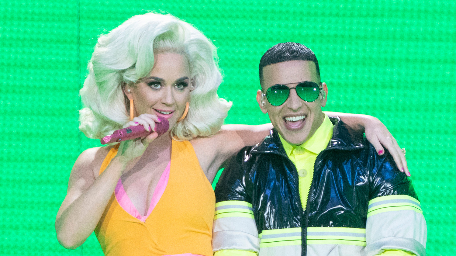 Katy Perry Daddy Yankee Perform Con Calma On American Idol