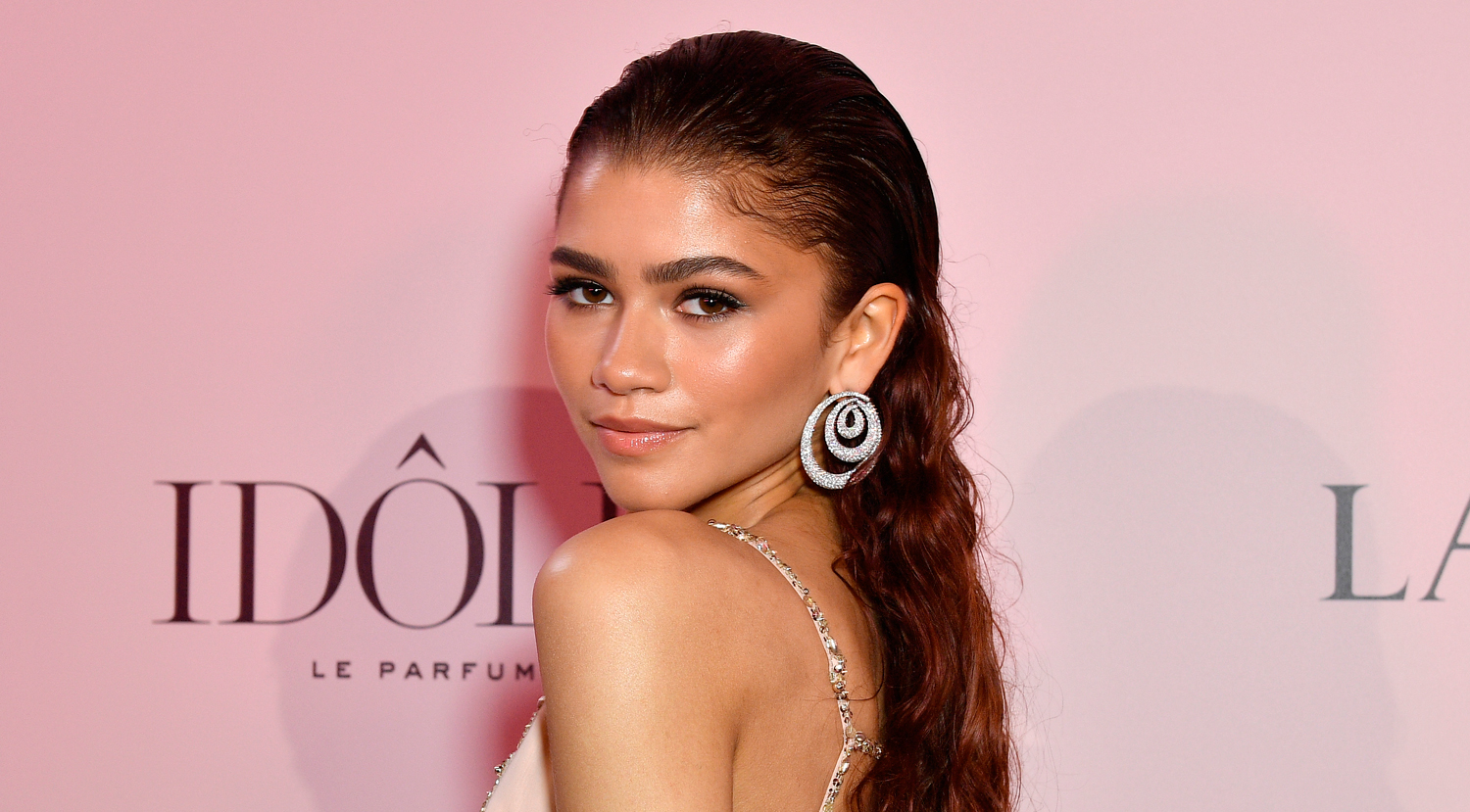 Zendaya Goes Pretty in Pink for Lancome Fragrance Launch Party! | Zendaya : Just Jared1500 x 829