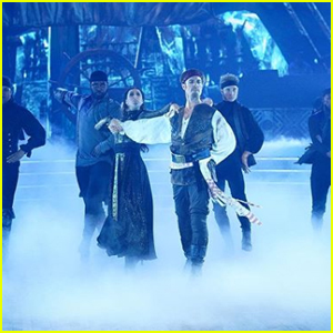 James Van Der Beek Becomes Jack Sparrow During 'DWTS' Disney Night - Watch Now!