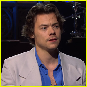 Harry Styles Jokingly Forgets Zayn Malik was in One Direction During ‘SNL’ Monologue – Watch!