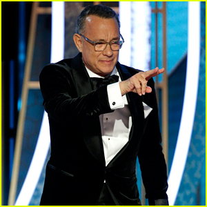Tom Hanks Tears Up While Thanking His Family at Golden Globes 2020
