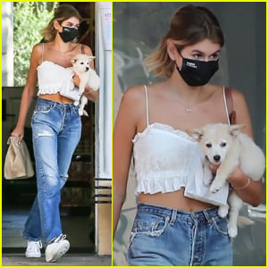 Kaia Gerber Pays a Visit to Pet Store with Puppy Milo