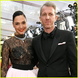 Gal Gadot S Husband Daughters All Have Cameos In Wonder Woman 1984 Laptrinhx While everyone knows about the box office star, not many know about her husband. https laptrinhx com gal gadot s husband daughters all have cameos in wonder woman 1984 782752797