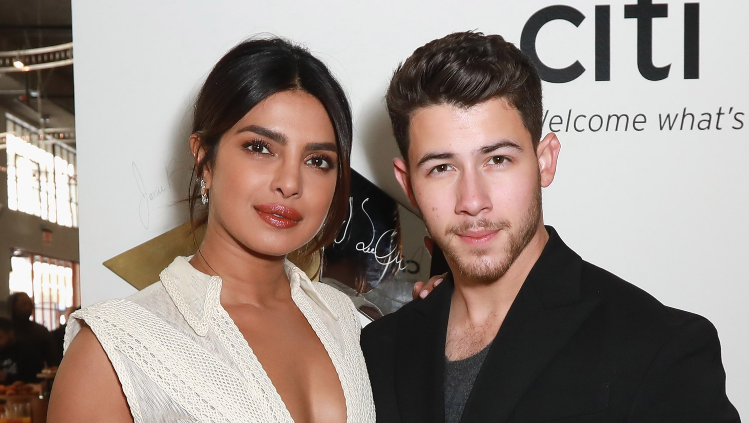 Priyanka Chopra Explains Why She Added Jonas To Her Last Name Nick Jonas Priyanka Chopra 