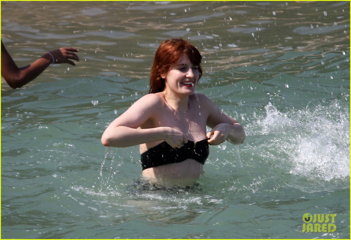Florence Welch Hits Beach with New Boyfriend: Photo 2620123 | Bikini, Florence Welch, Shirtless ...