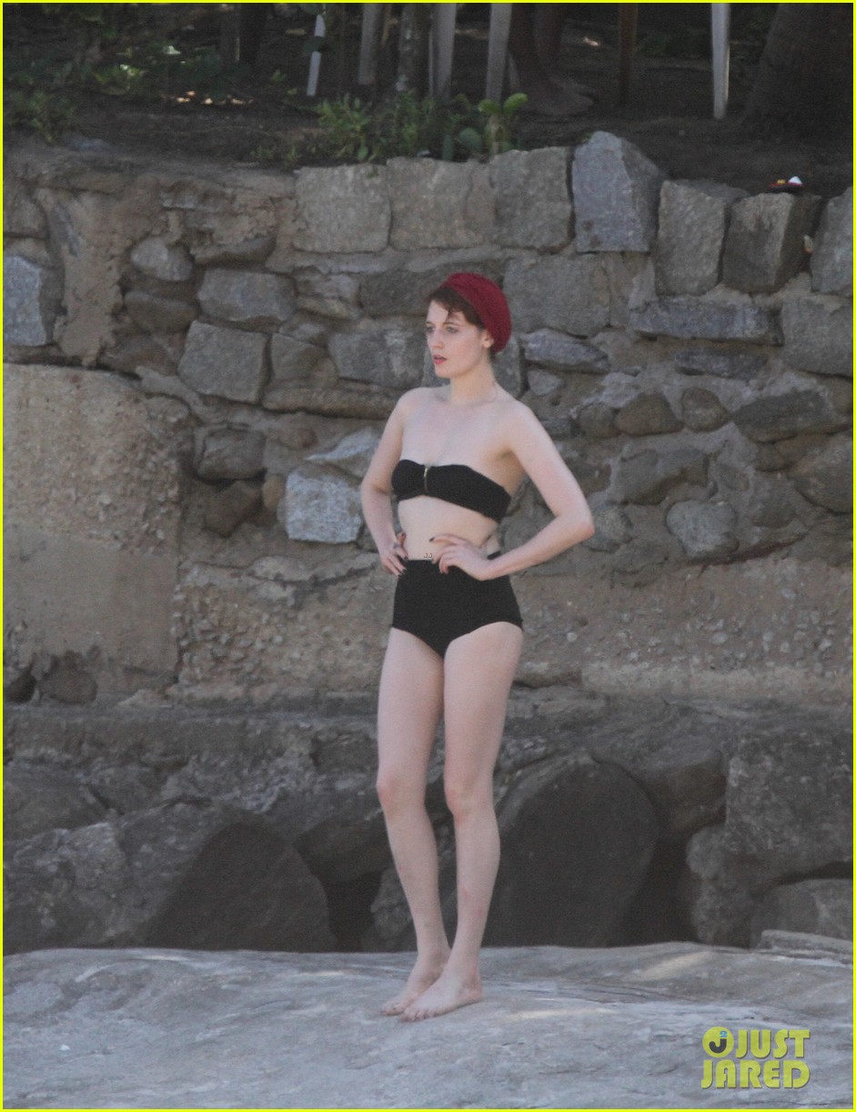 Florence Welch Hits Beach with New Boyfriend: Photo 2620124 | Bikini, Florence Welch, Shirtless ...