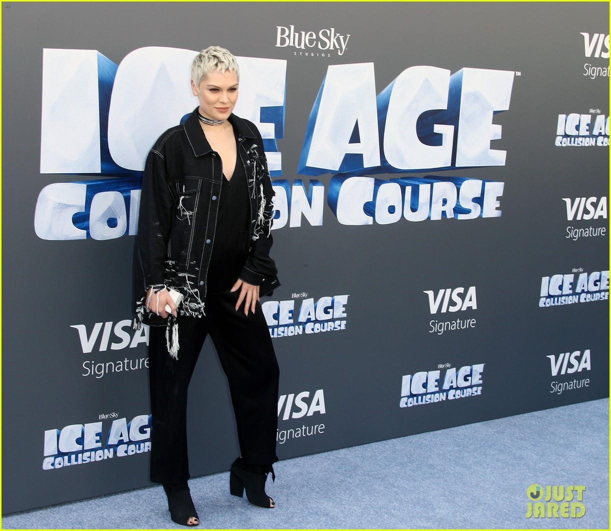 Jennifer Lopez Helps Premiere 'Ice Age: Collision' in LA: Photo 3708554 ...