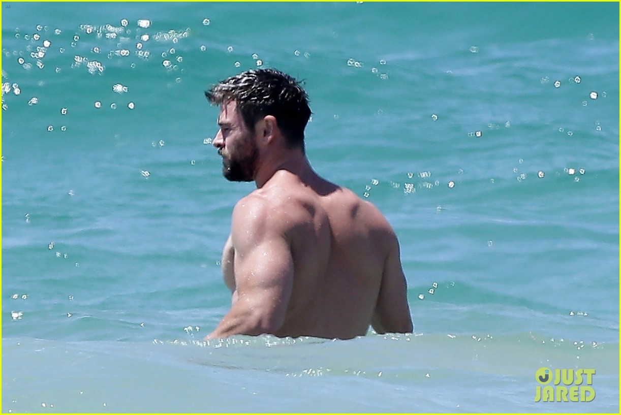 Stars Chris Hemsworth Naked Body Pictures