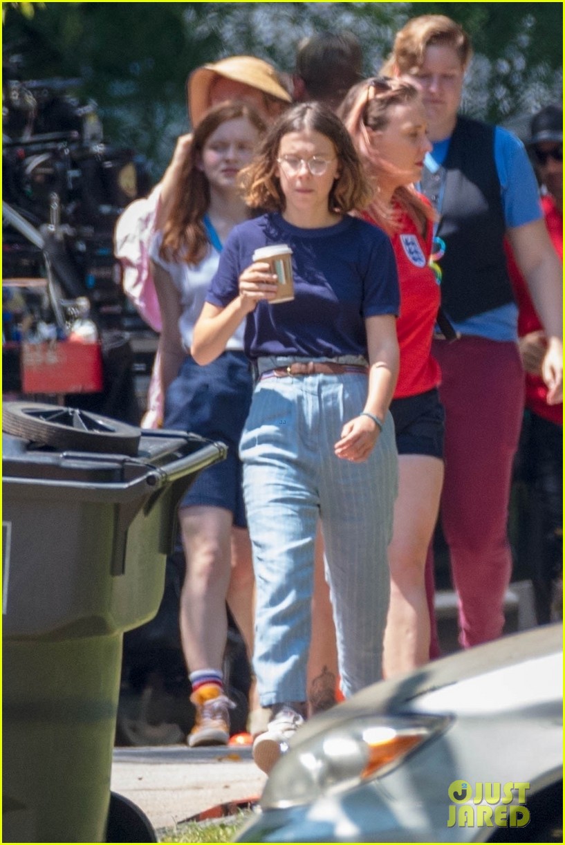 Pictures Of Millie Bobby Brown And Sadie Sink