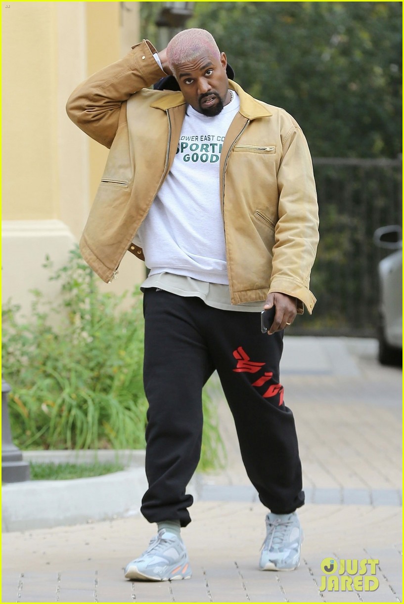 Kanye West Shows Off His Pink Hair at the Studio: Photo 4201917 | Kanye ...