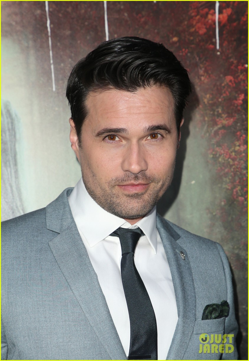 who is tyler posey dating