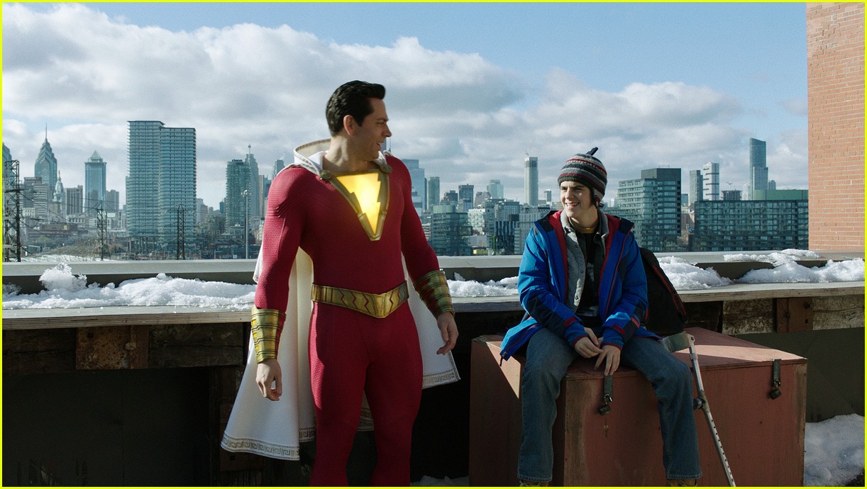 Is There a 'Shazam' End Credits Scene? : Photo 4267647 | Movies, Shazam, Zachary Levi Pictures ...