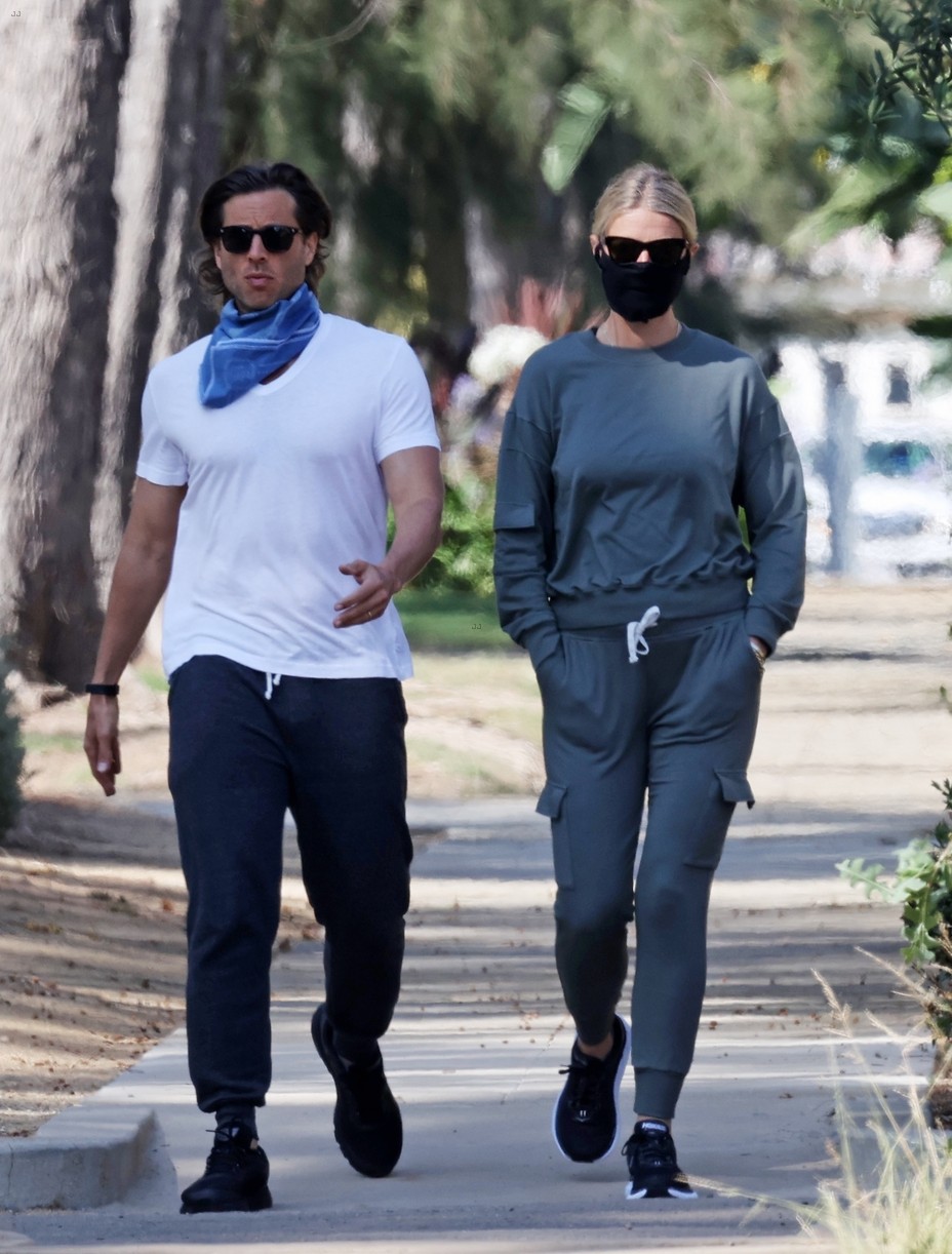 Brad Falchuk Quotes(02)